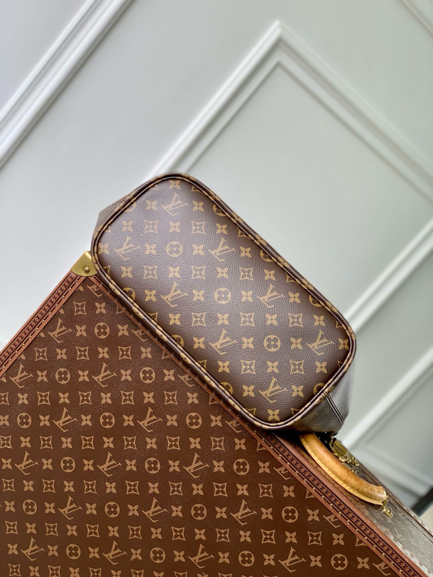 L0vis Vvtt0n Neverfull Bandoulière Inside Out-M11947-28 x 14 x 31CM