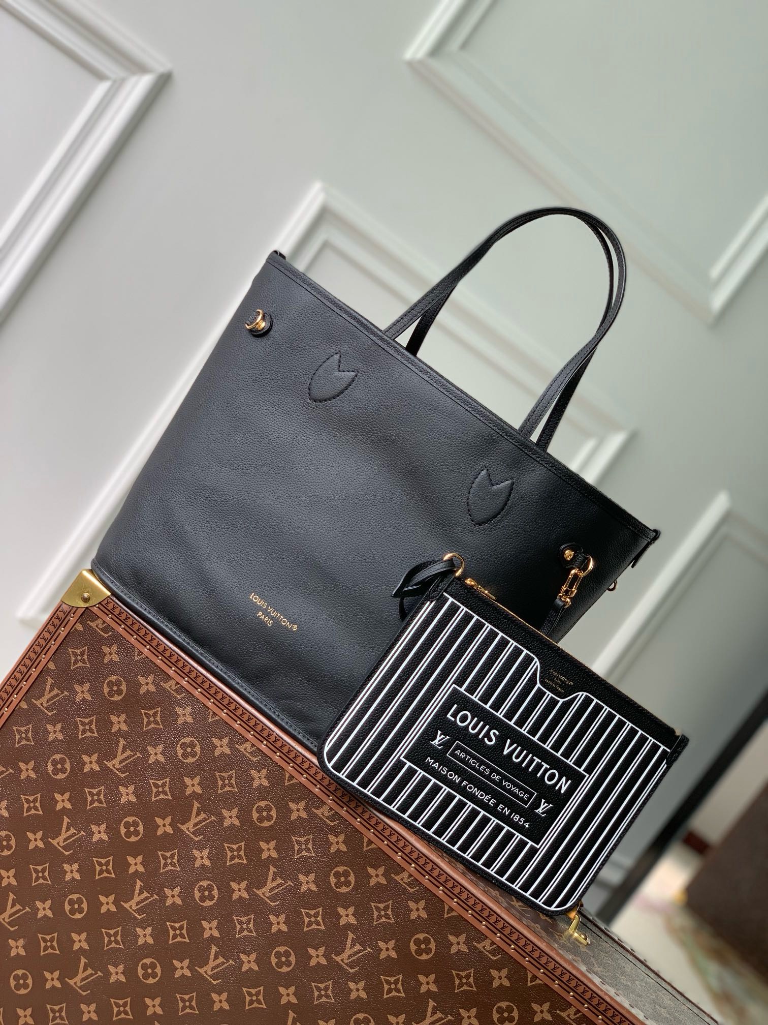 L0vis Vvtt0n Neverfull Bandoulière Inside Out-M11947-28 x 14 x 31CM