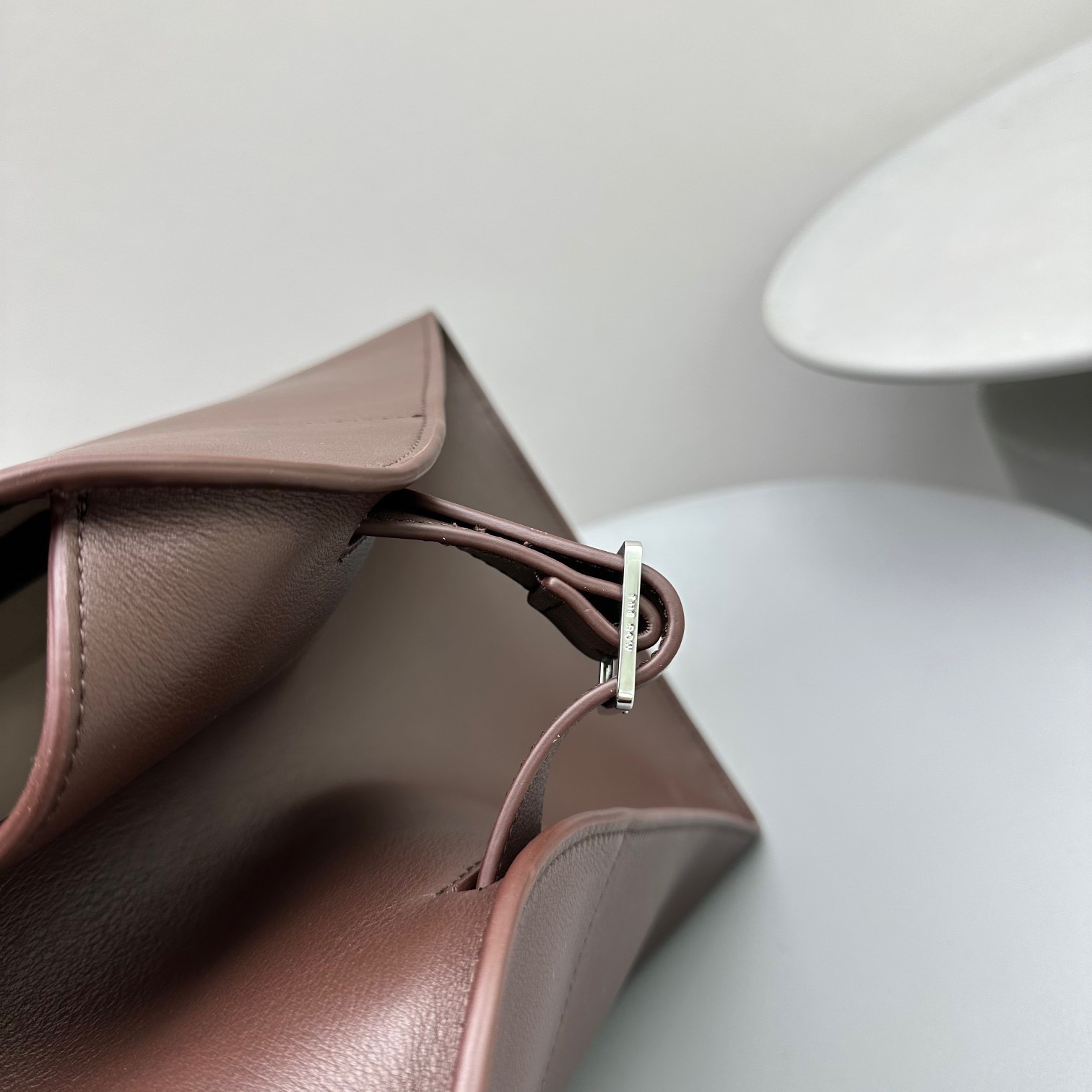 The R0w Margaux 12 Bag-32*13*25CM