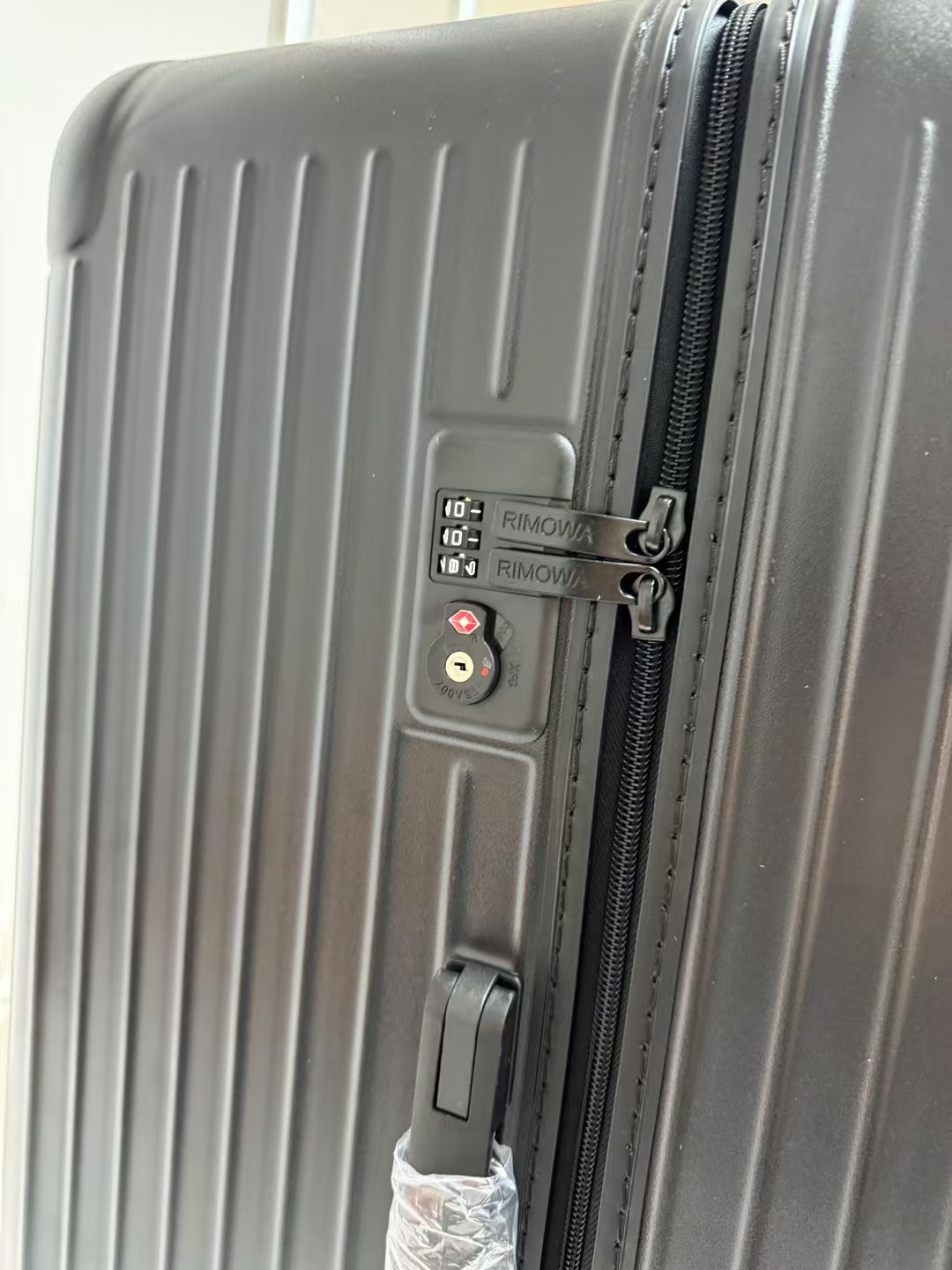 r1m0wa lU*gage-33inch