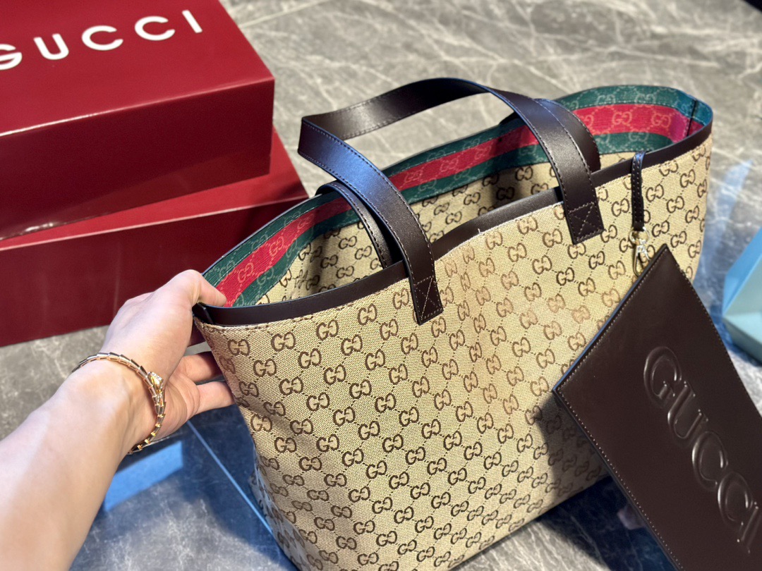 Gvc*1 tote-33.5*28cm