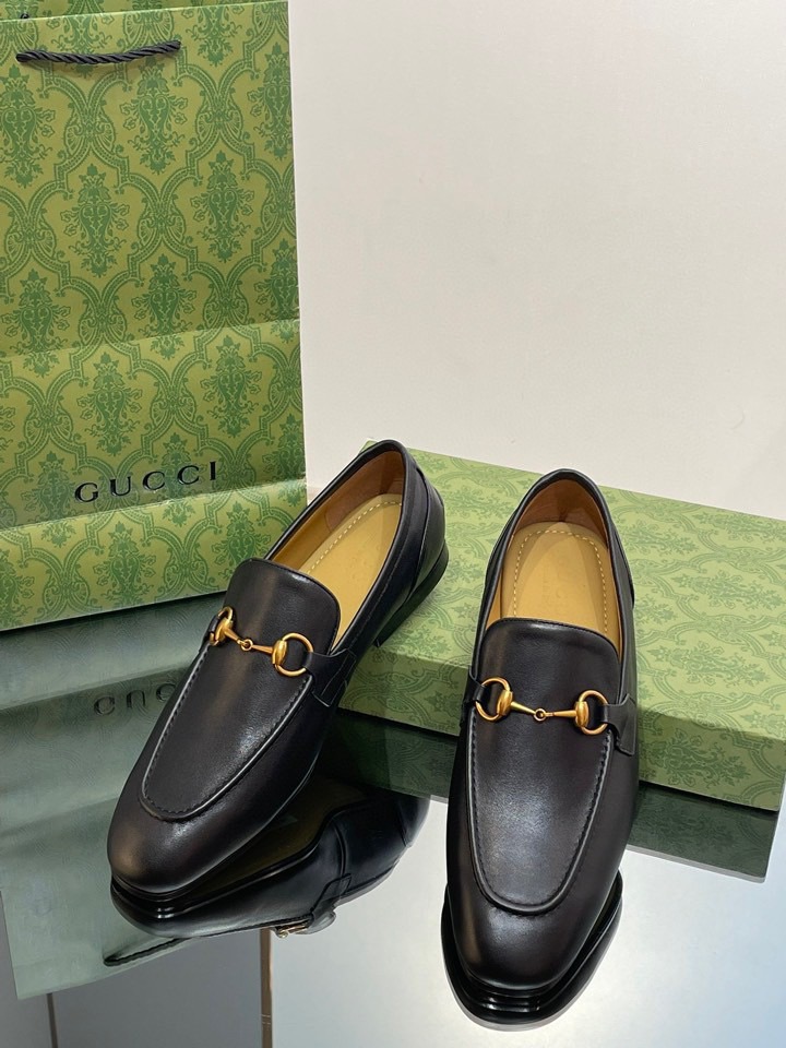 Gvc*1 Loafers