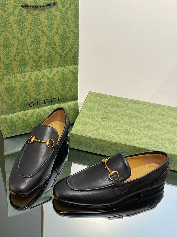 Gvc*1 Loafers