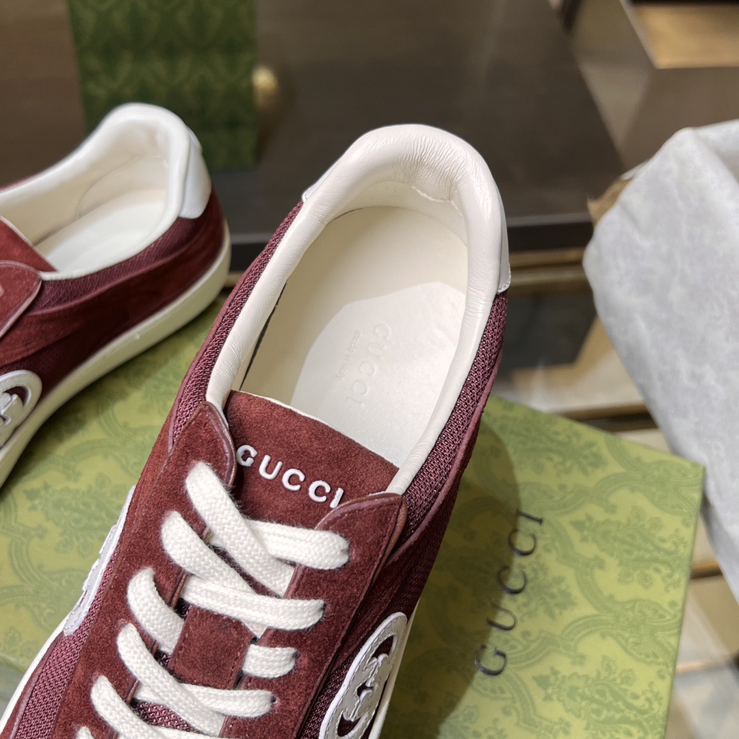 Gvc*1 Sneakers