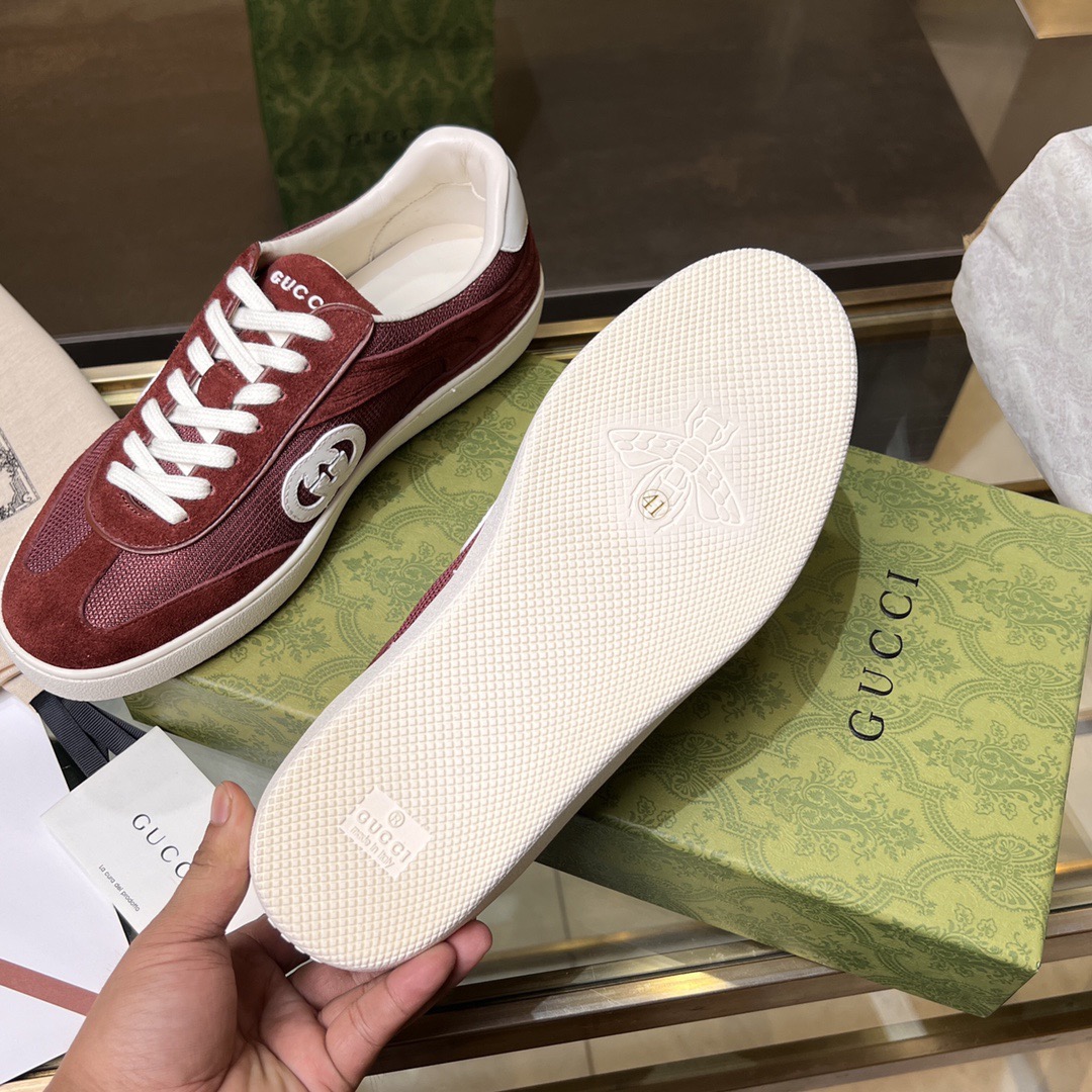 Gvc*1 Sneakers