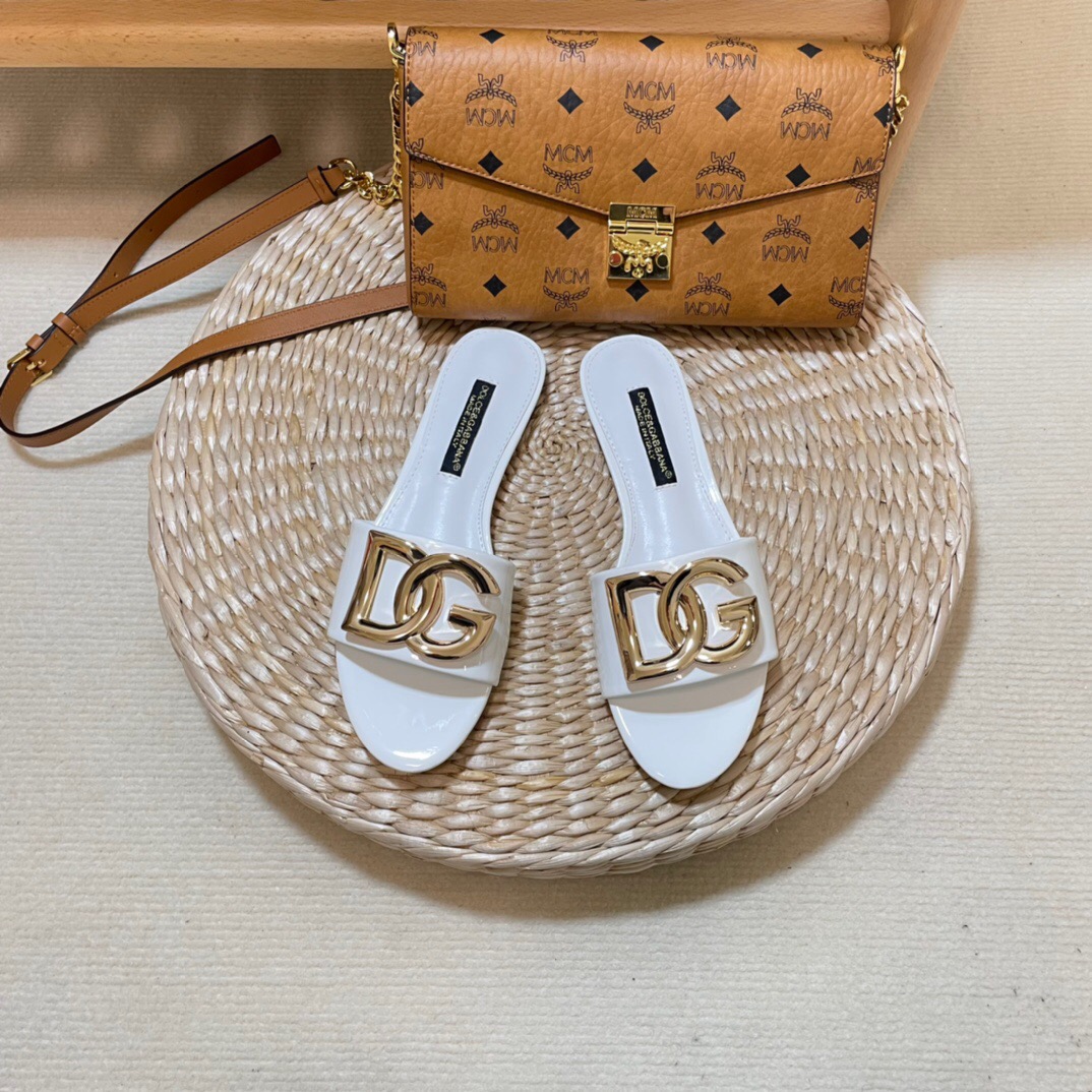 d01ce&Gab*a*a slides