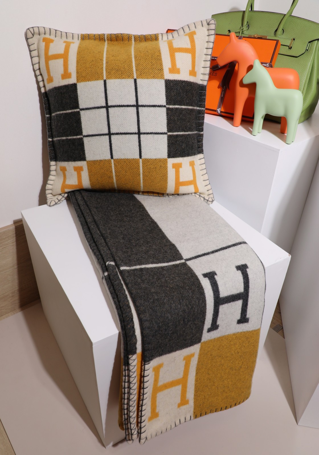 Hemes Pillowcase