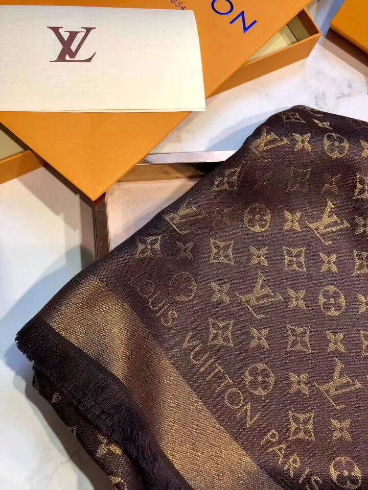 L0vis Vvtt0n Scarf