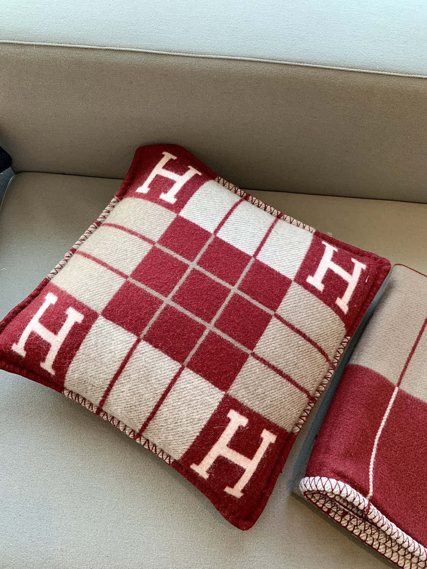 Hemes Pillowcase