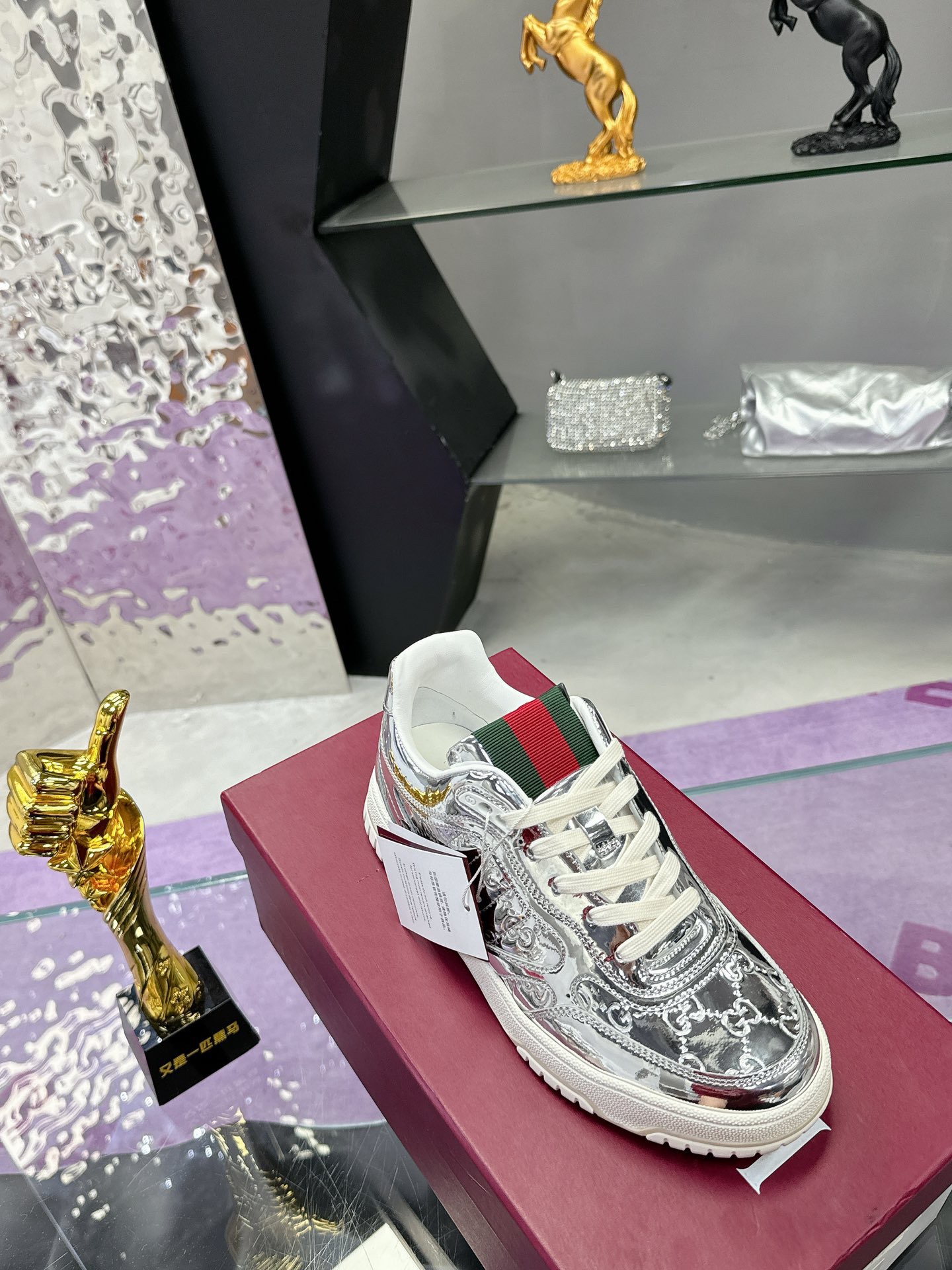 Gvc*1 re-websneakers