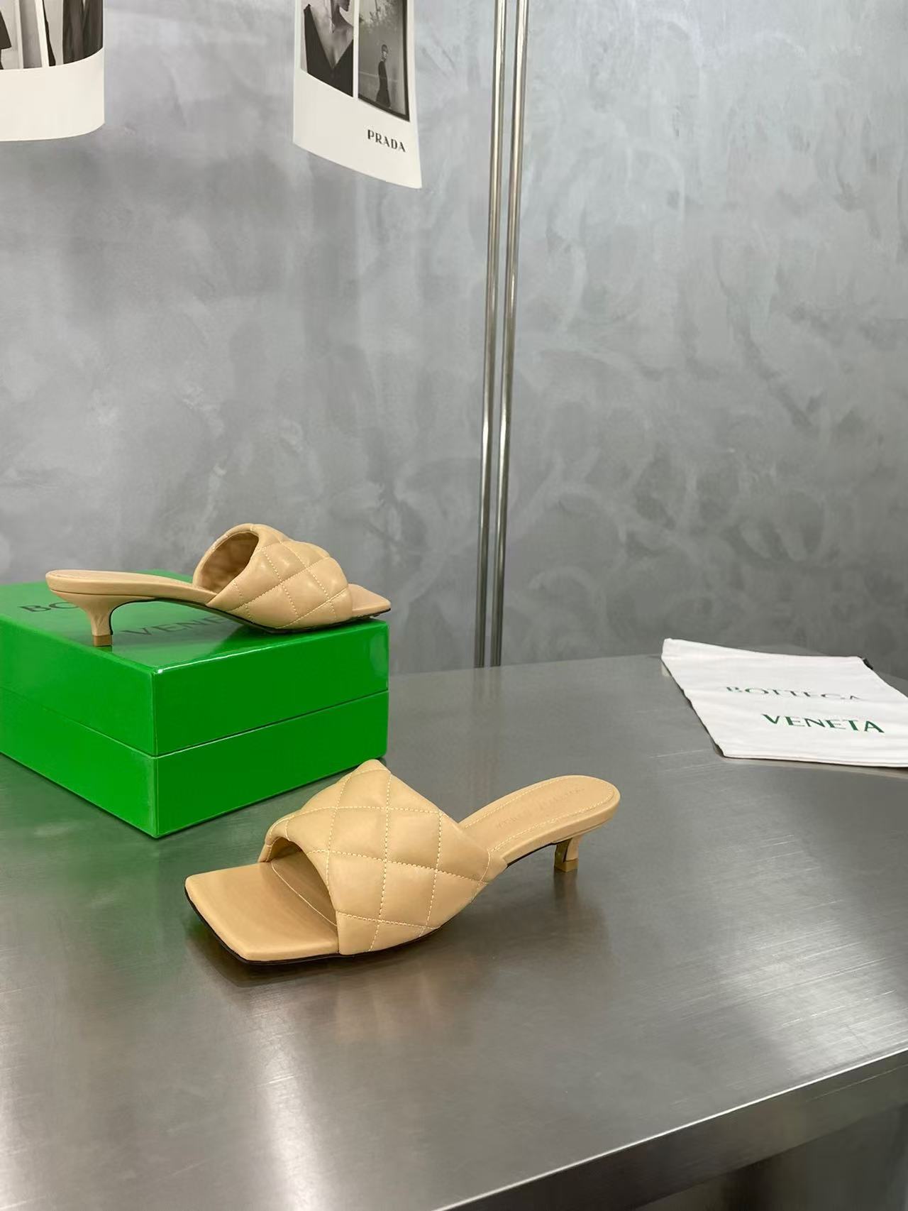 b0tt*ga Ven*ta slides