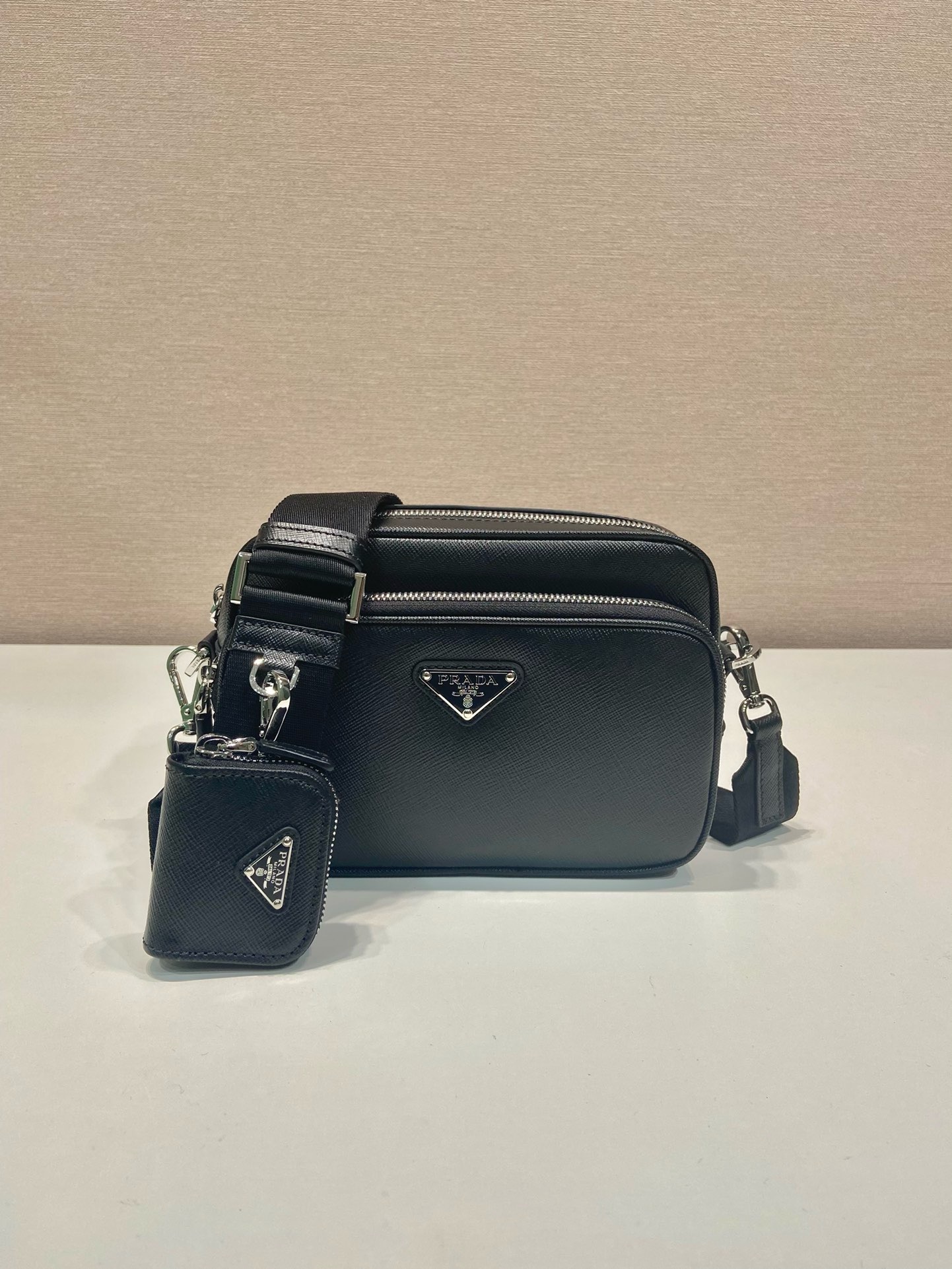 Pra*a shoulder bag saffiano travel nero black-2vh170-20*13.5*7cm