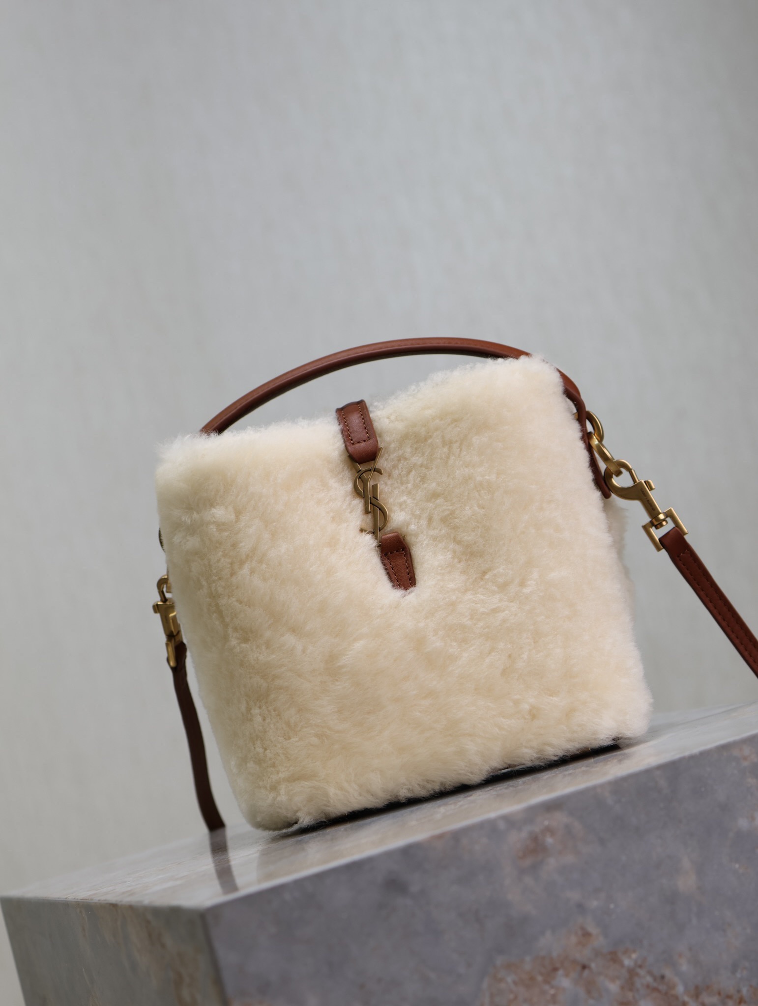 Y51 LE37 Bucket-15×13×6CM