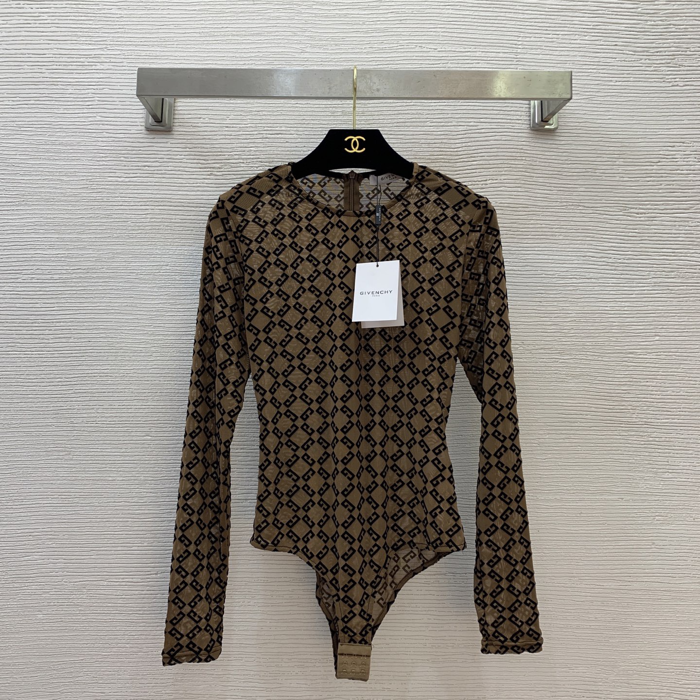 G1uenchy logo-flocked body