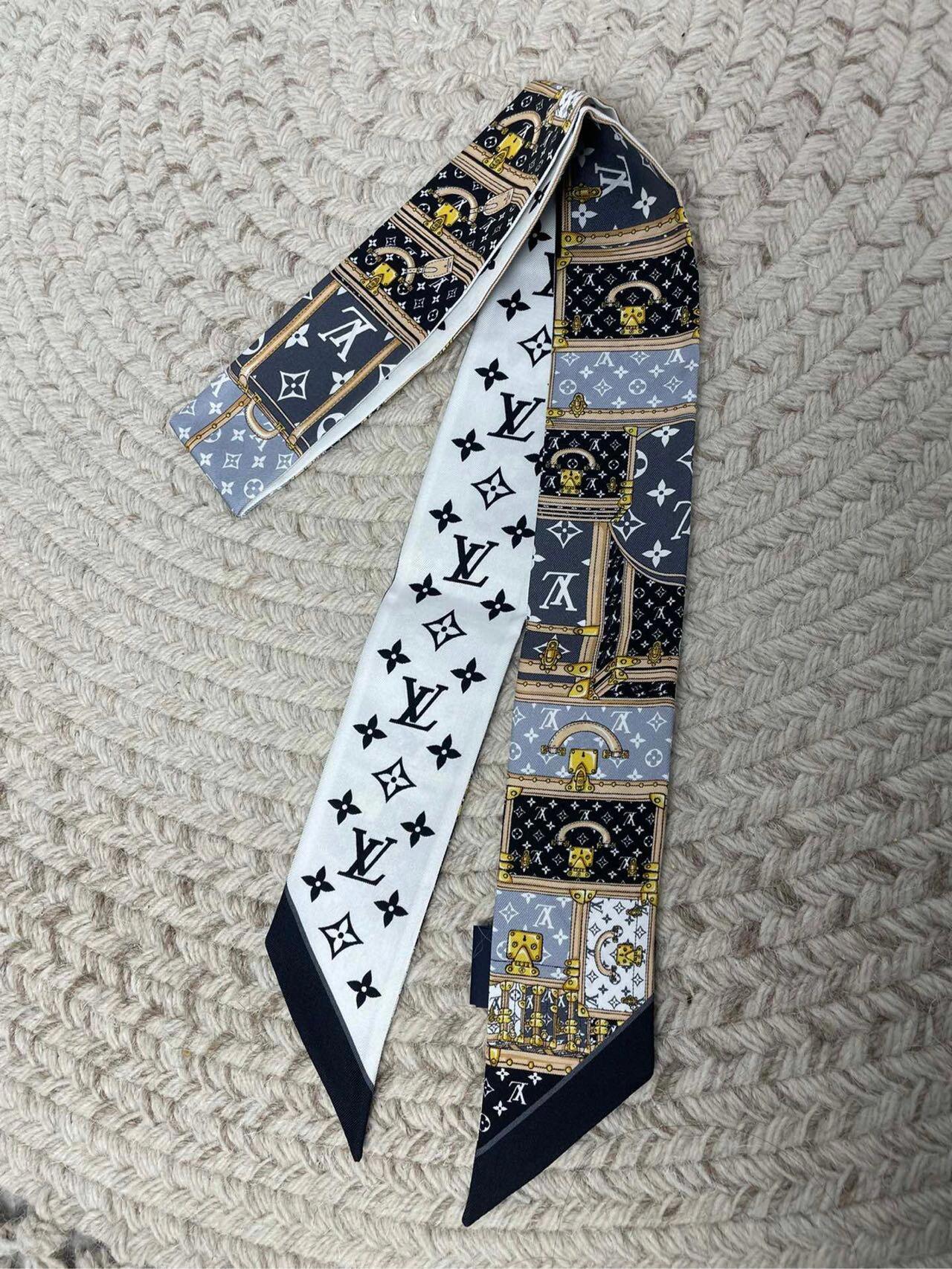 l0*is V*t0n crafty bi color envy hair band