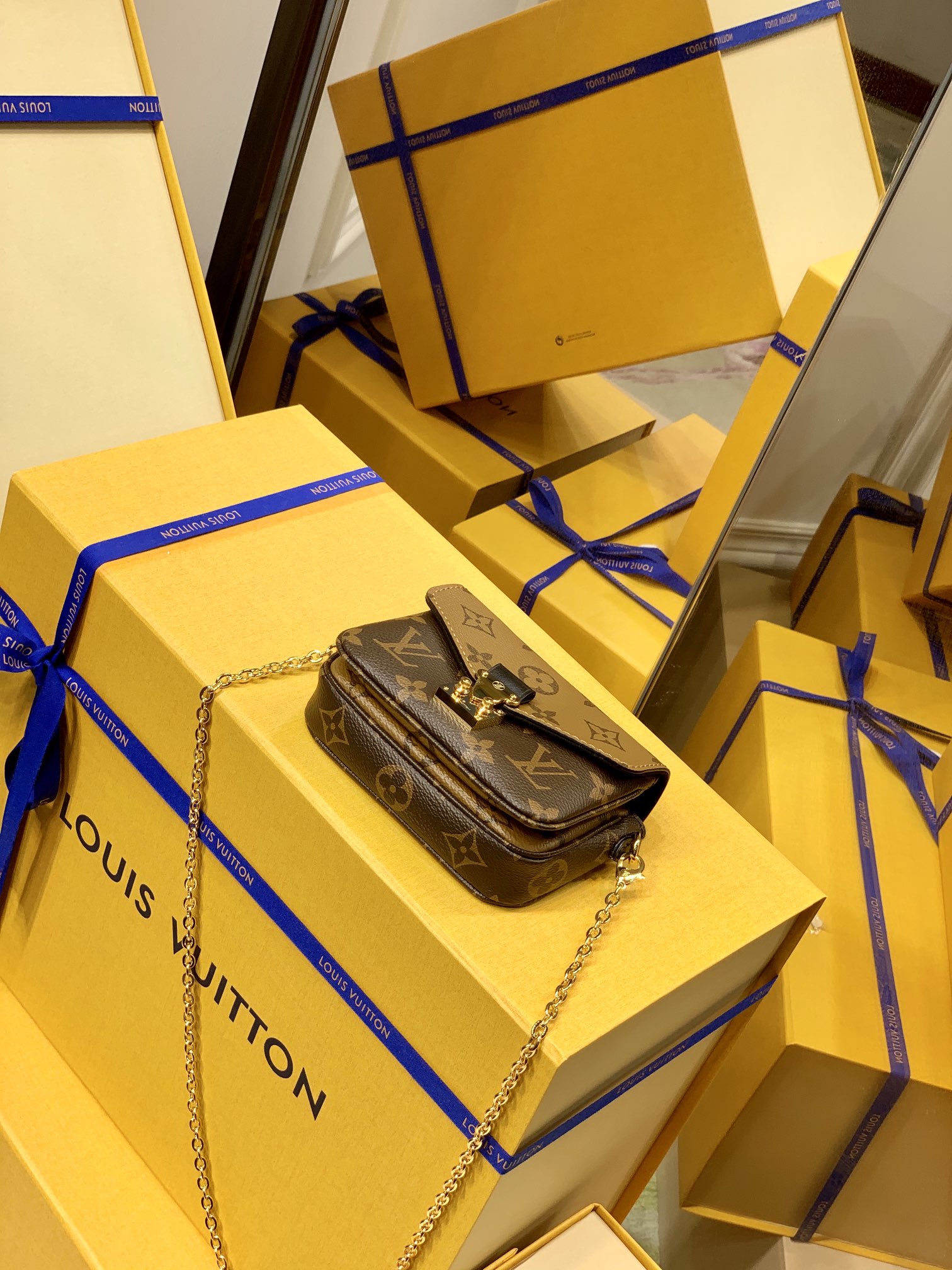 l0*is V*t0n micro metis handbags-14*11* 3.5 cm