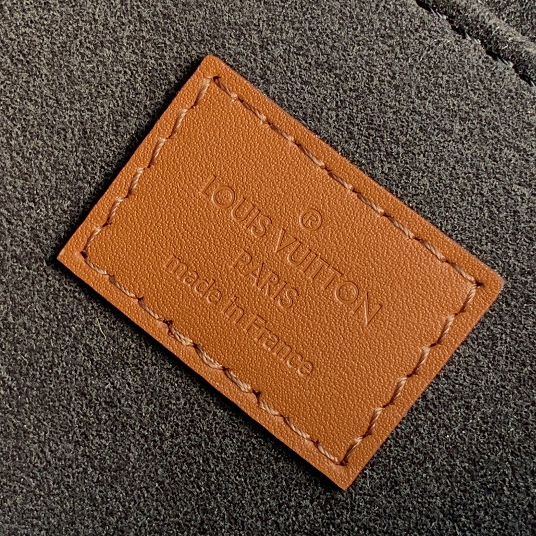 l0*is V*t0n dauphine-25*17*10.5cm