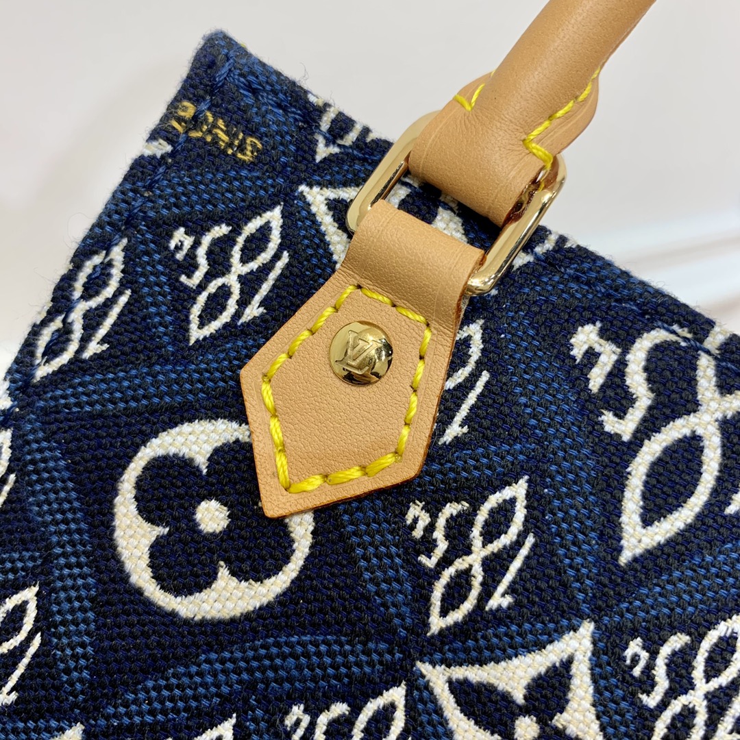 l0*is V*t0n petie sac plat tote-17*14*5.5cm