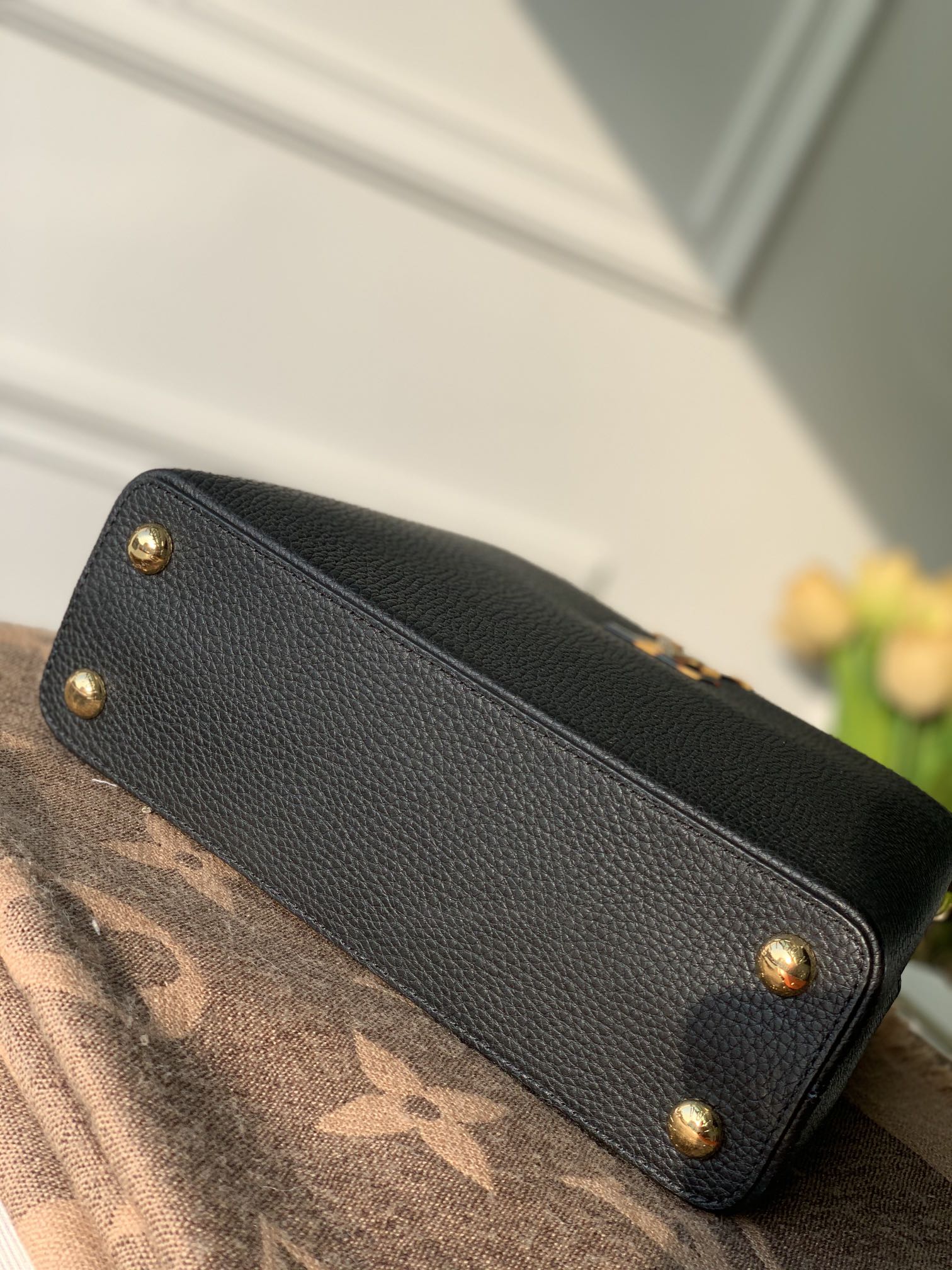 l0*is V*t0n capucines bag-27*18*9cm