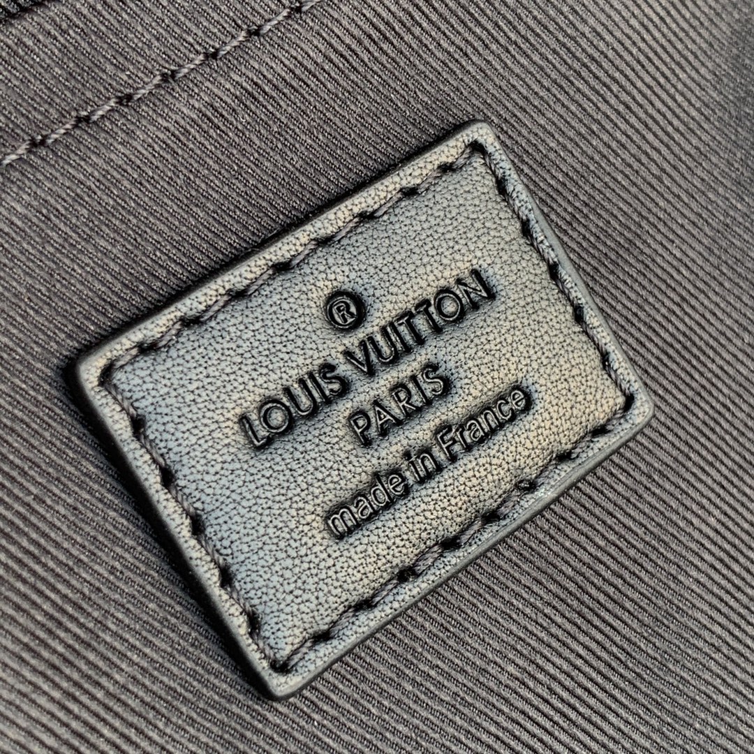 l0*is V*t0n cruiser handbags-25*22.5*13cm