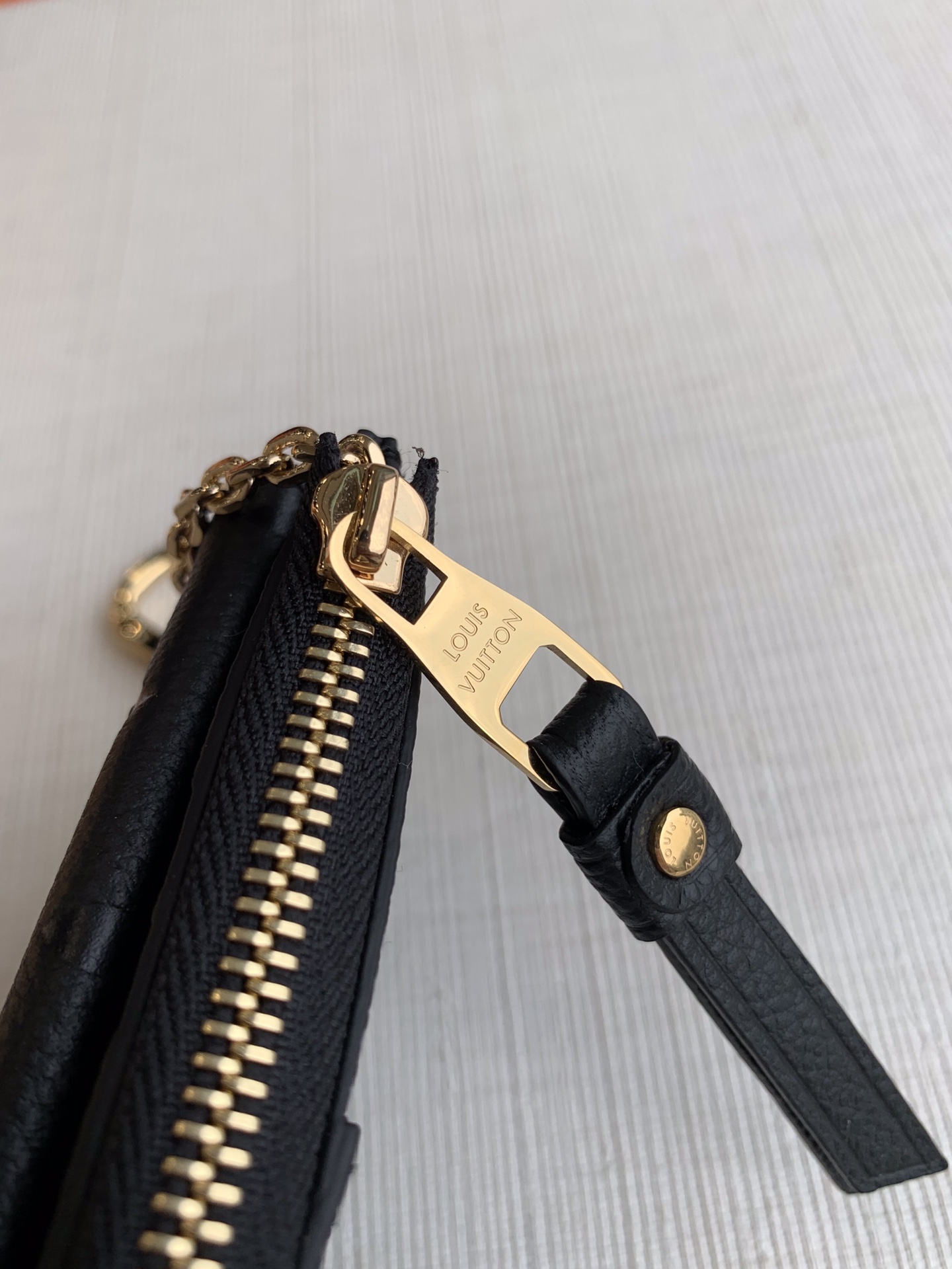 l0*is V*t0n card holder recto verso-13x8.5cm