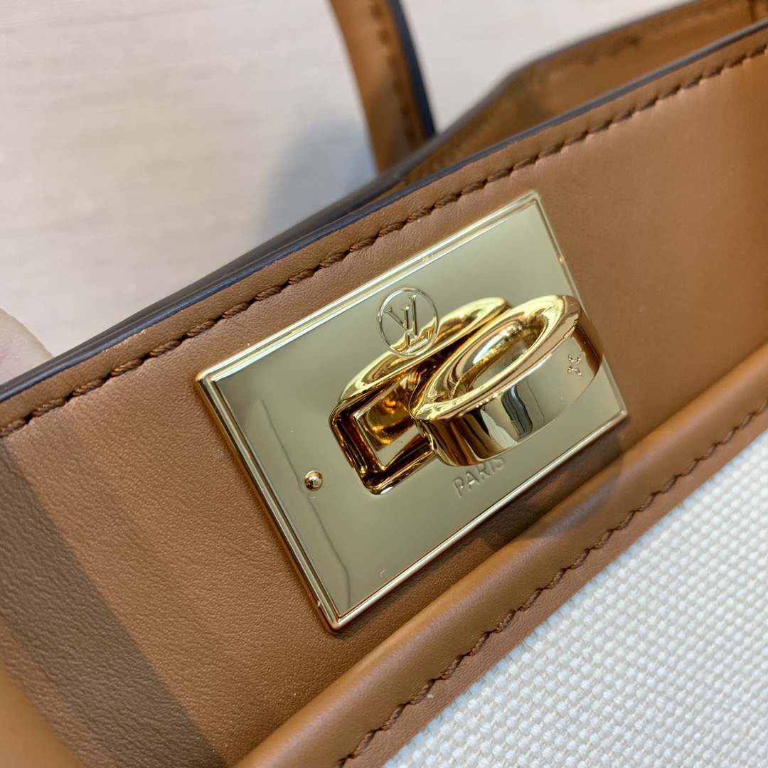 l0*is V*t0n on my side tote bag-25*20*12cm