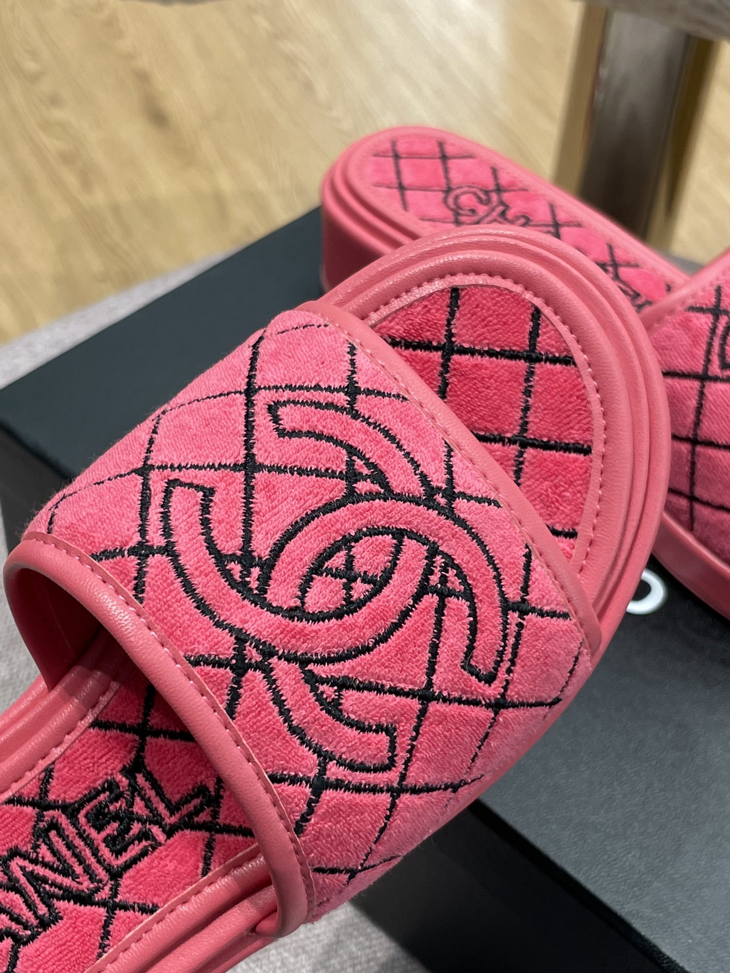 Ch@nel 2022ss Slides