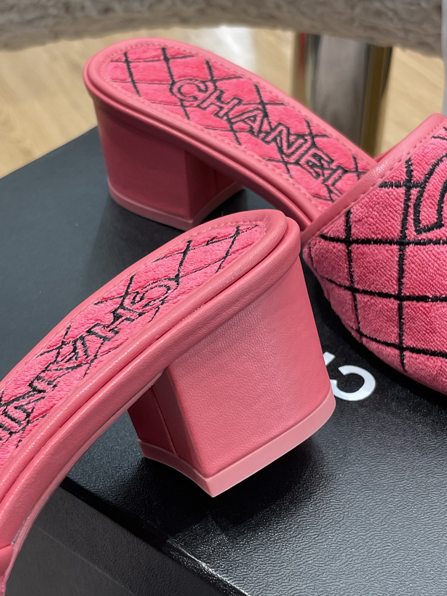 Ch@nel 2022ss Slides