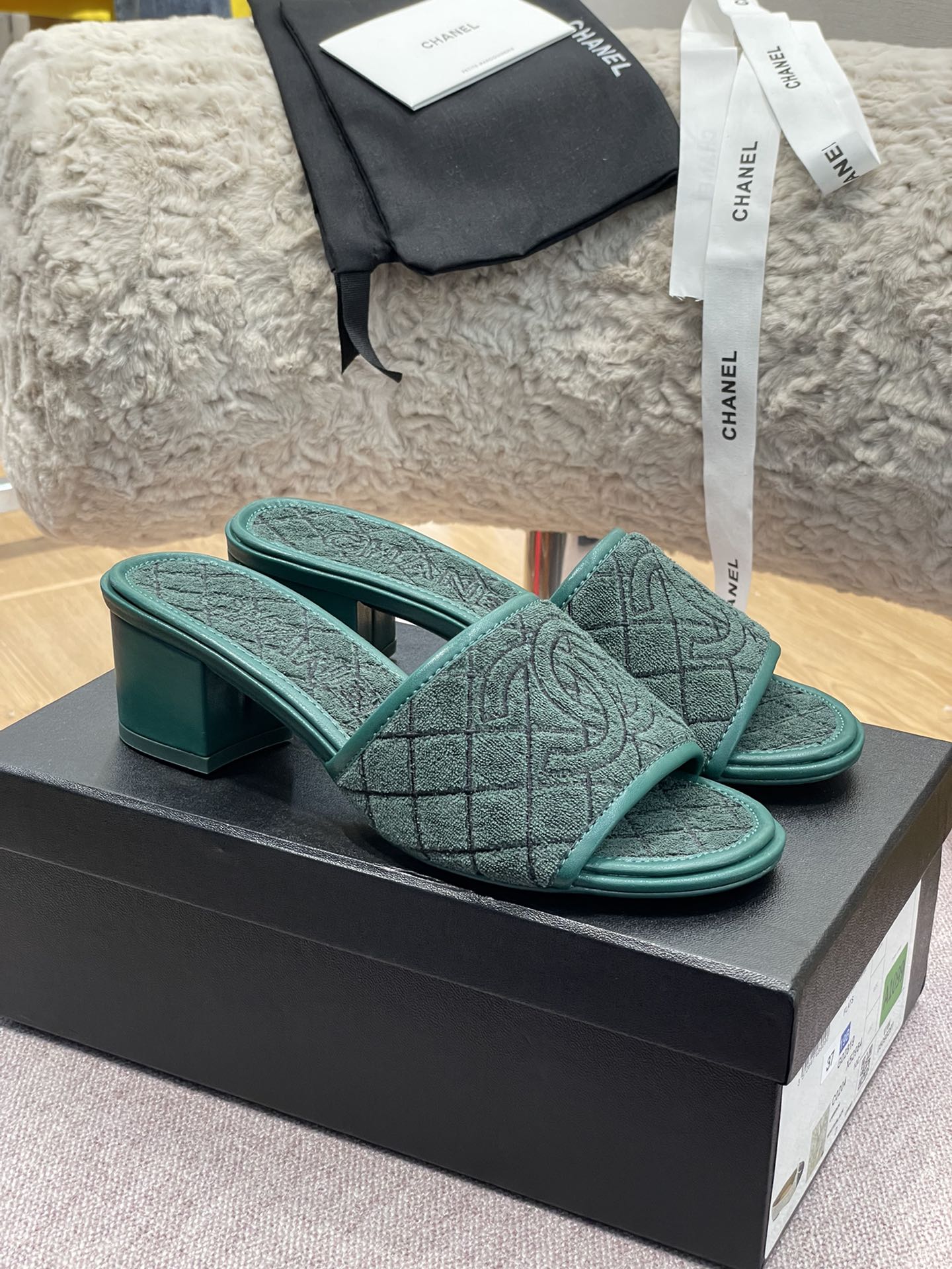 Ch@nel 2022ss Slides