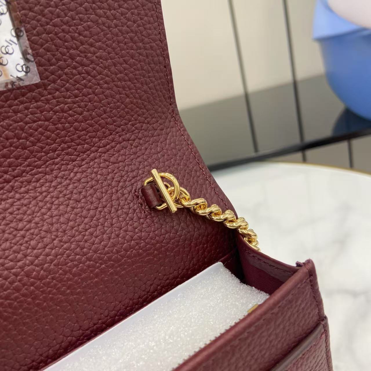 Gvc*1 wallet on chain in black leather-20*12.5*4cm