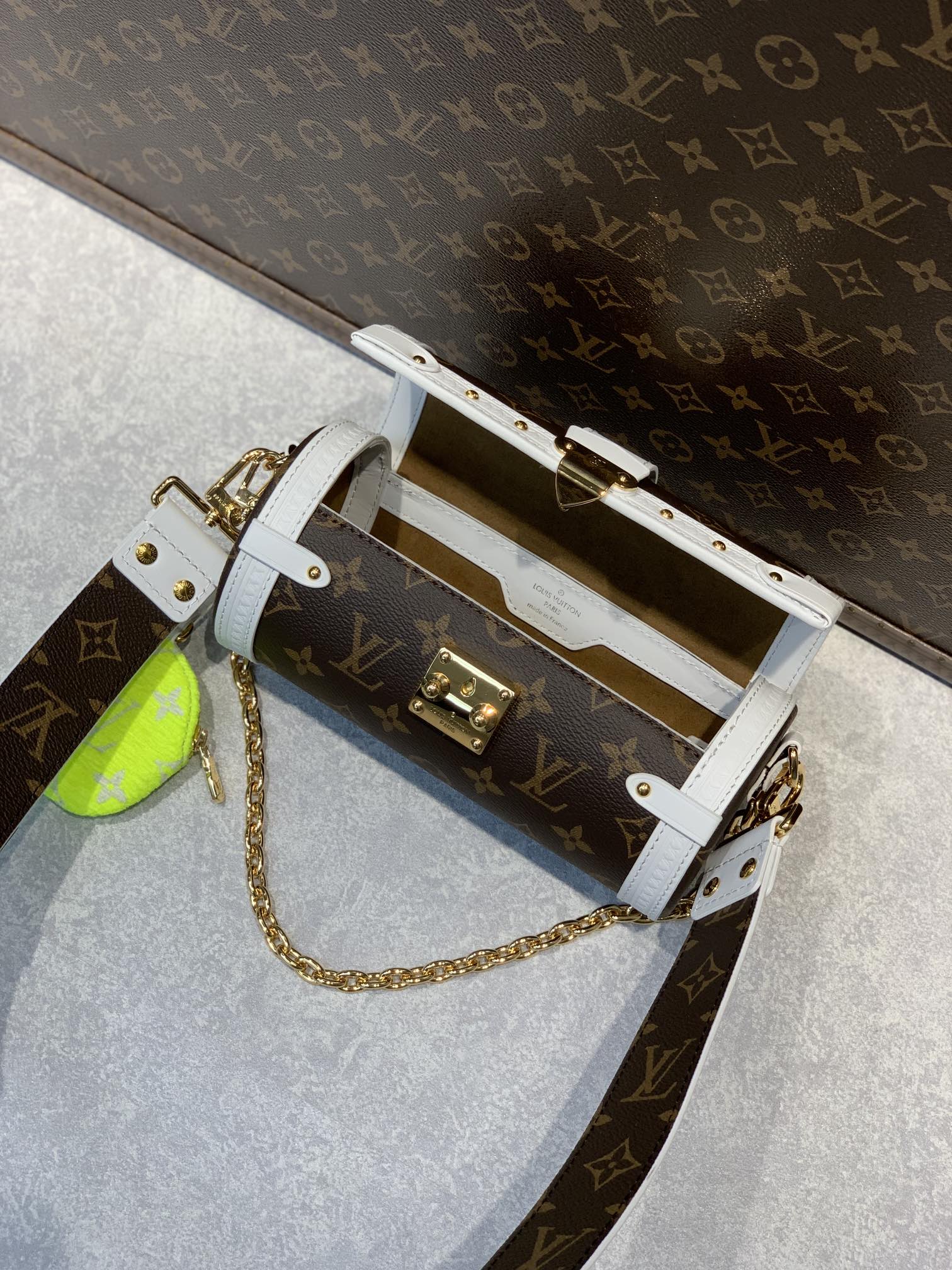 l0*is V*t0n papillon trunk-19x9x9cm