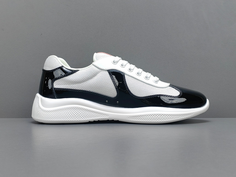 Pra*a Sneakers