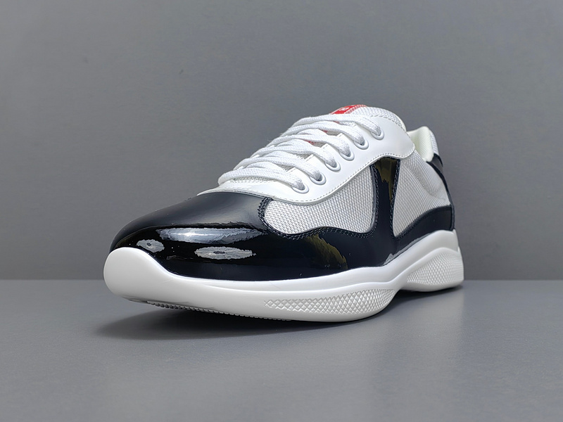 Pra*a Sneakers