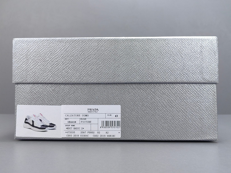 Pra*a Sneakers