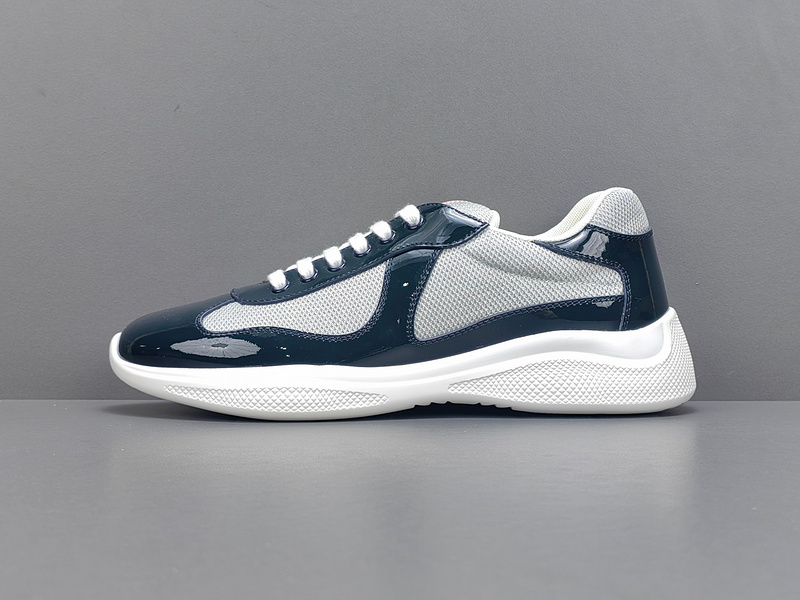 Pra*a Sneakers
