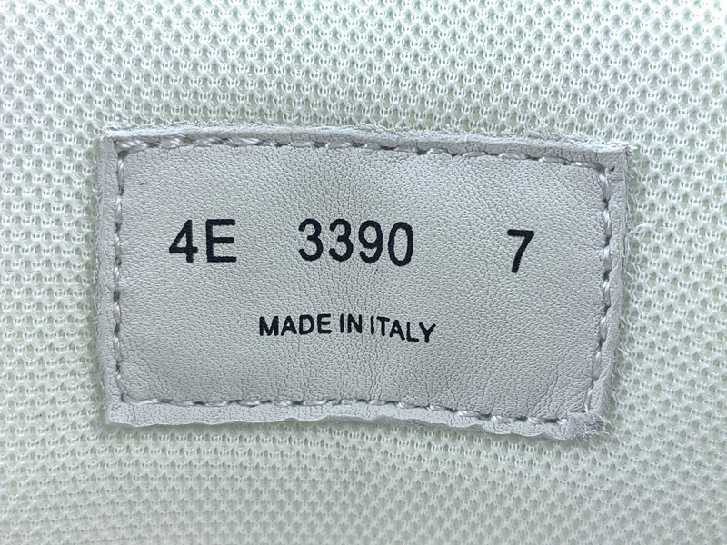 Pra*a Sneakers