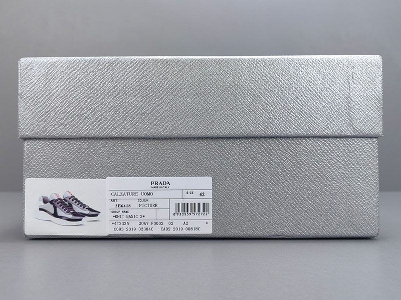 Pra*a Sneakers