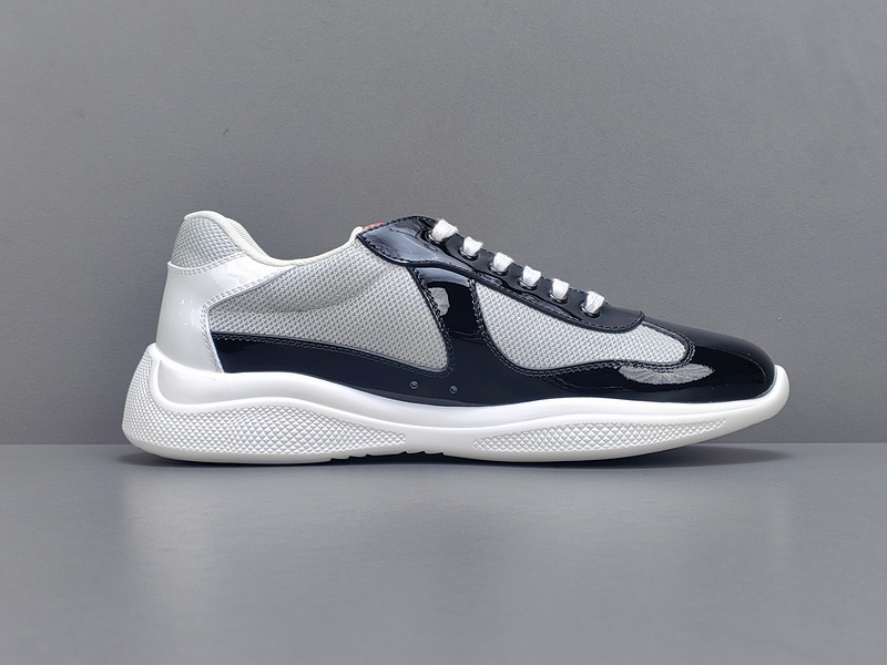 Pra*a Sneakers