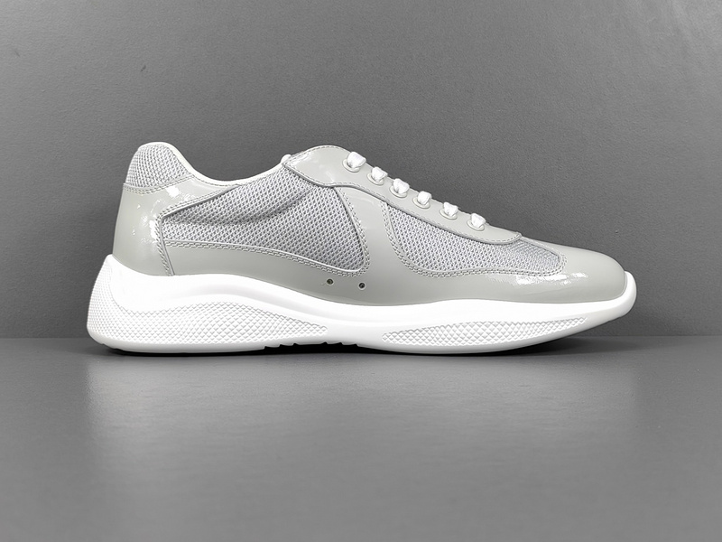 Pra*a Sneakers
