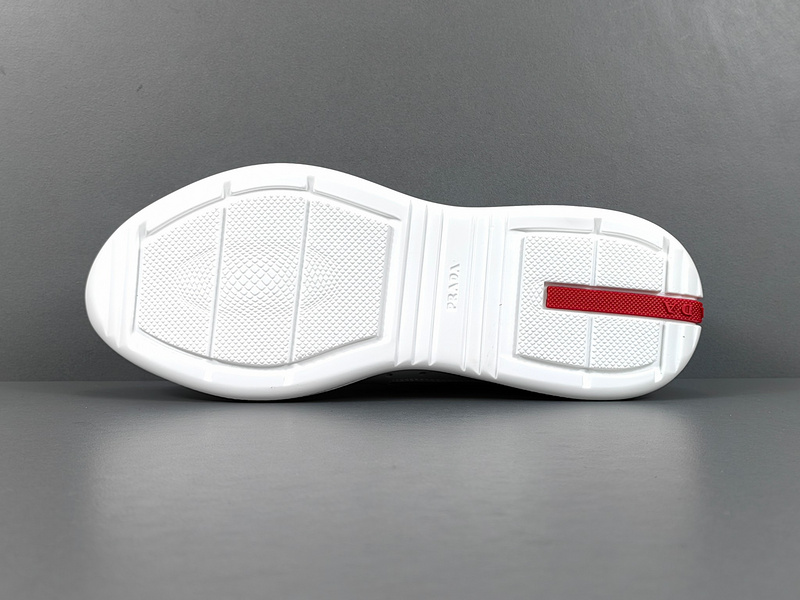 Pra*a Sneakers