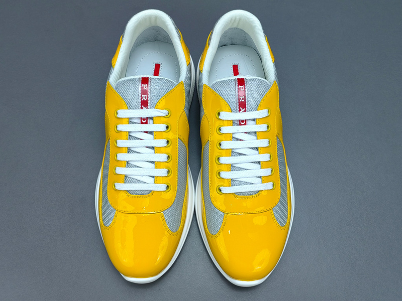 Pra*a Sneakers