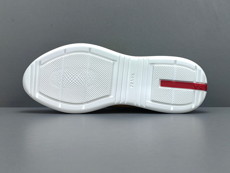 Pra*a Sneakers