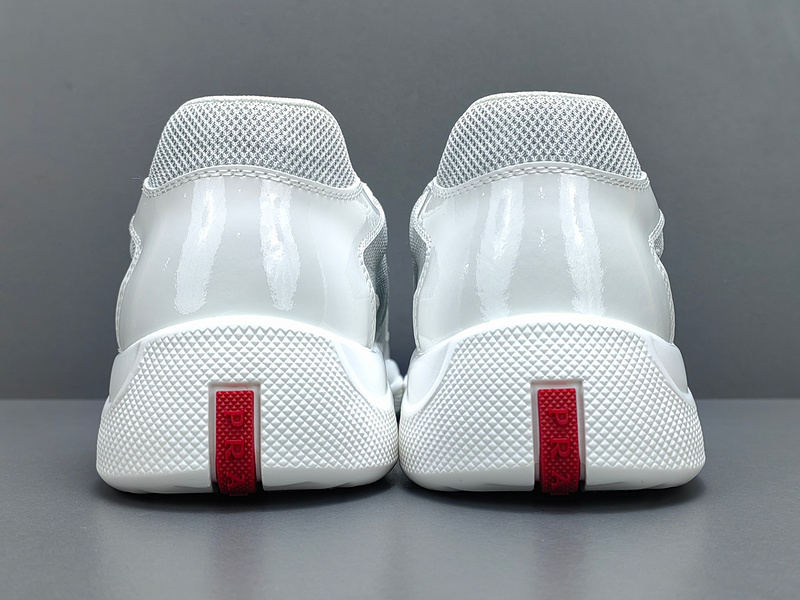 Pra*a Sneakers