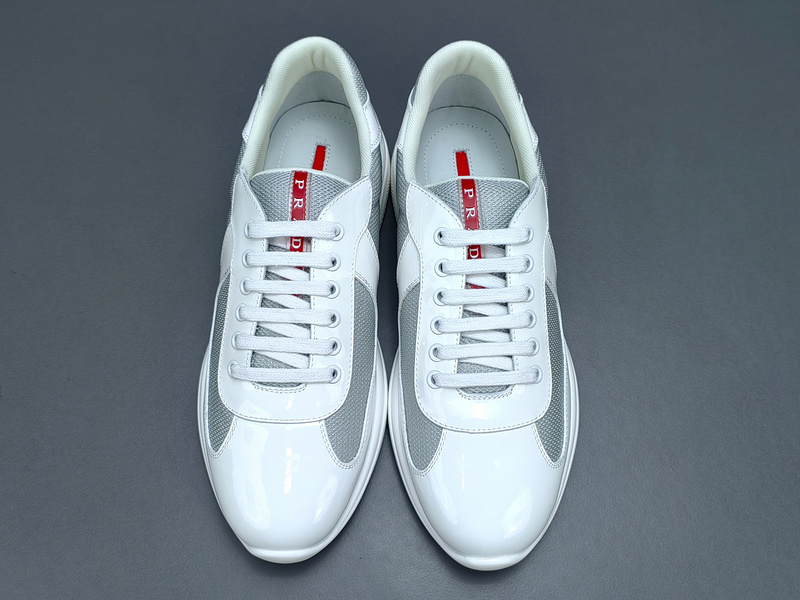 Pra*a Sneakers