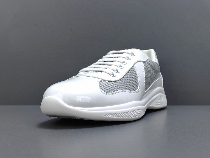 Pra*a Sneakers