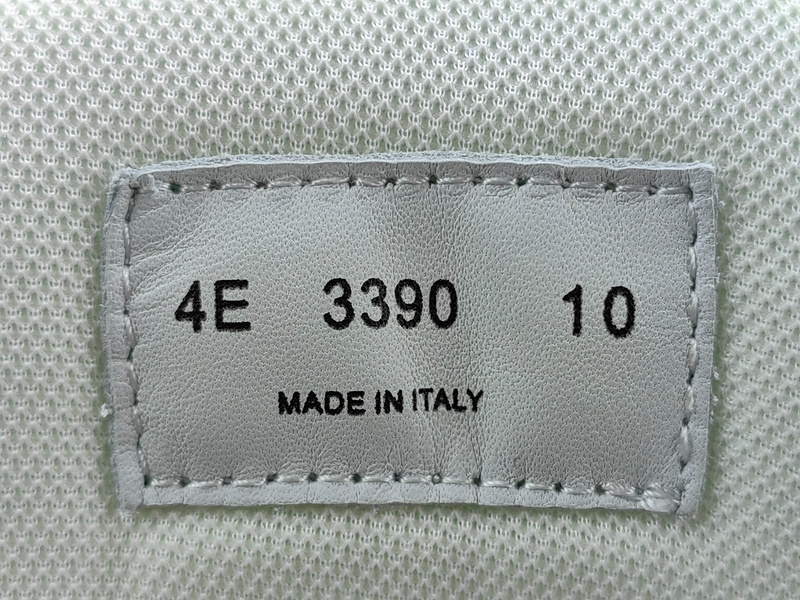 Pra*a Sneakers