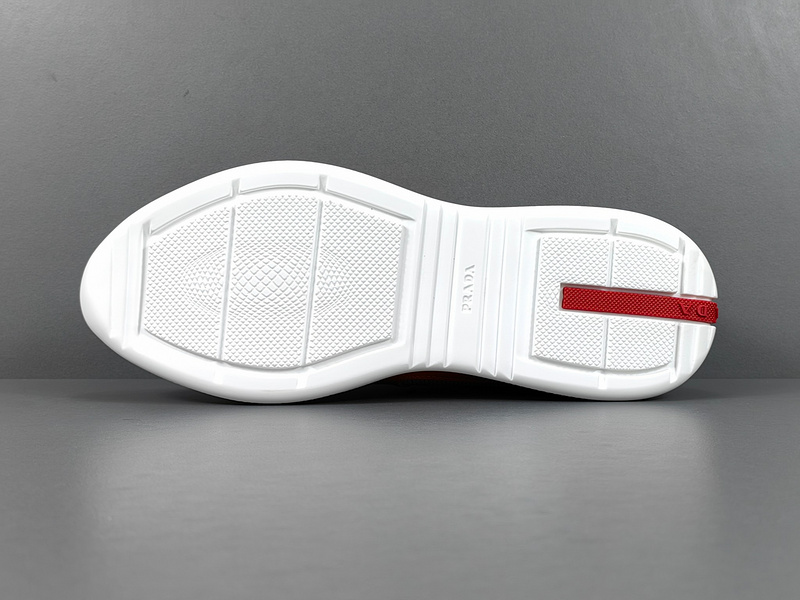 Pra*a Sneakers