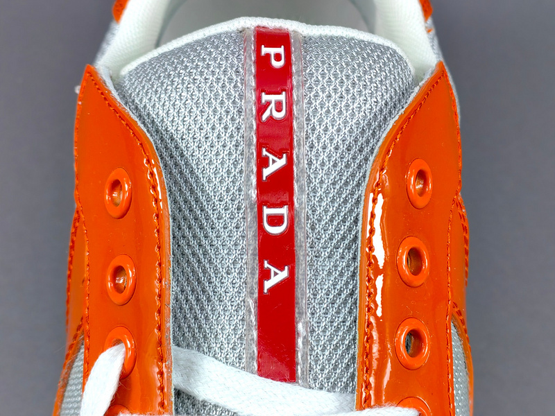 Pra*a Sneakers