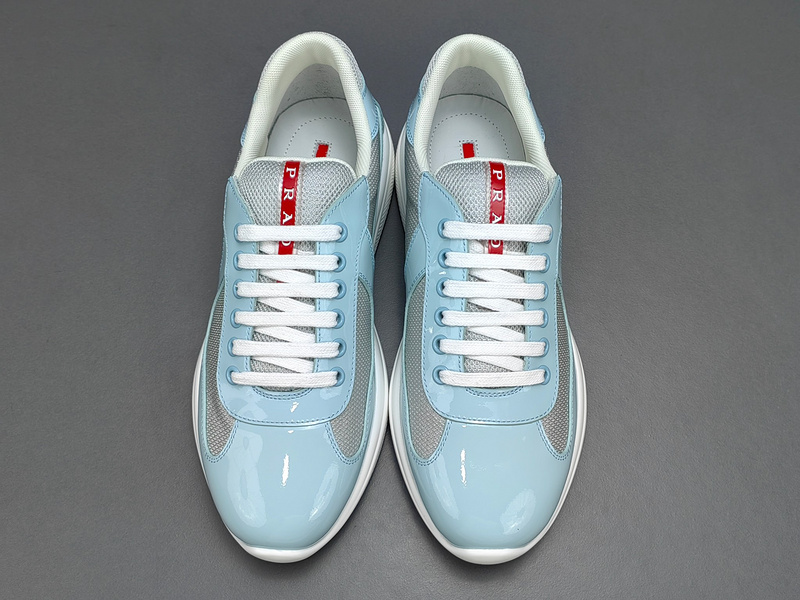 Pra*a Sneakers