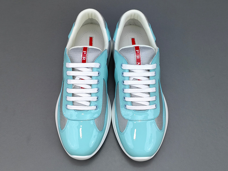Pra*a Sneakers